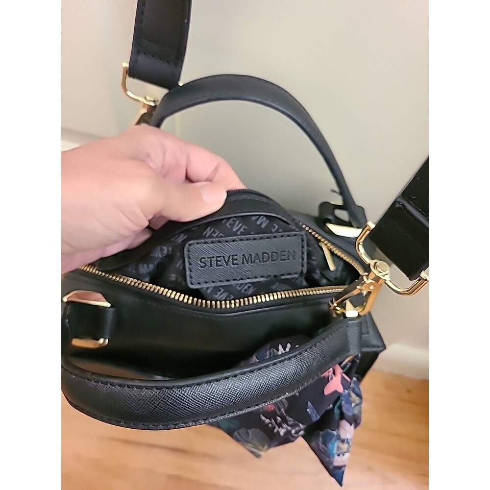 Steve Madden satchel crossbody bag Black Ribbon Gold zipper pockets - Picture 9 of 16